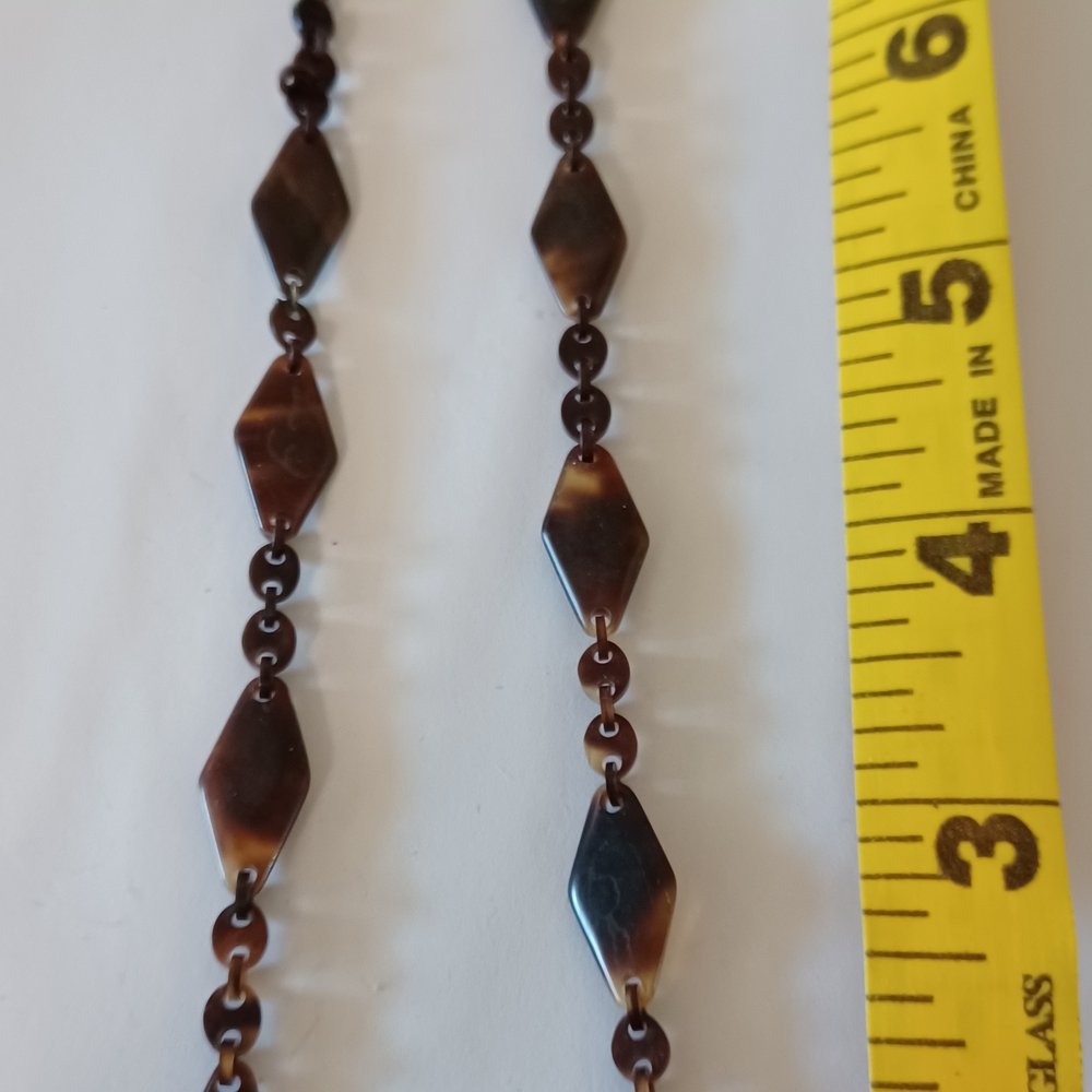 Elegant Brown Tortoise Shell Necklace